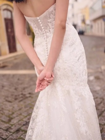 Maggie Sottero HAILEY #1 Ivory/Pewter Accent thumbnail